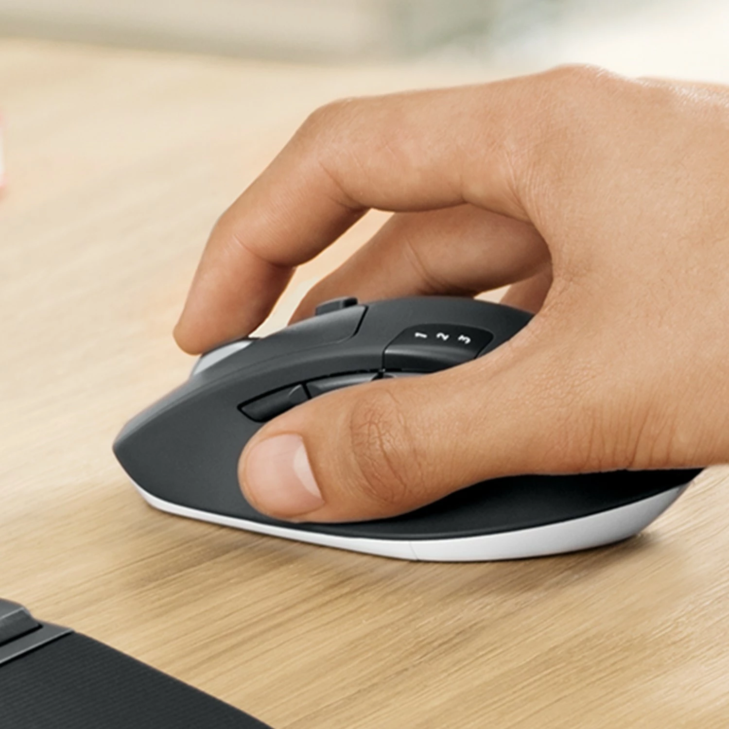 Tastierë dhe maus Logitech MK850 RF Wireless + Bluetooth, QWERTZ, e zezë