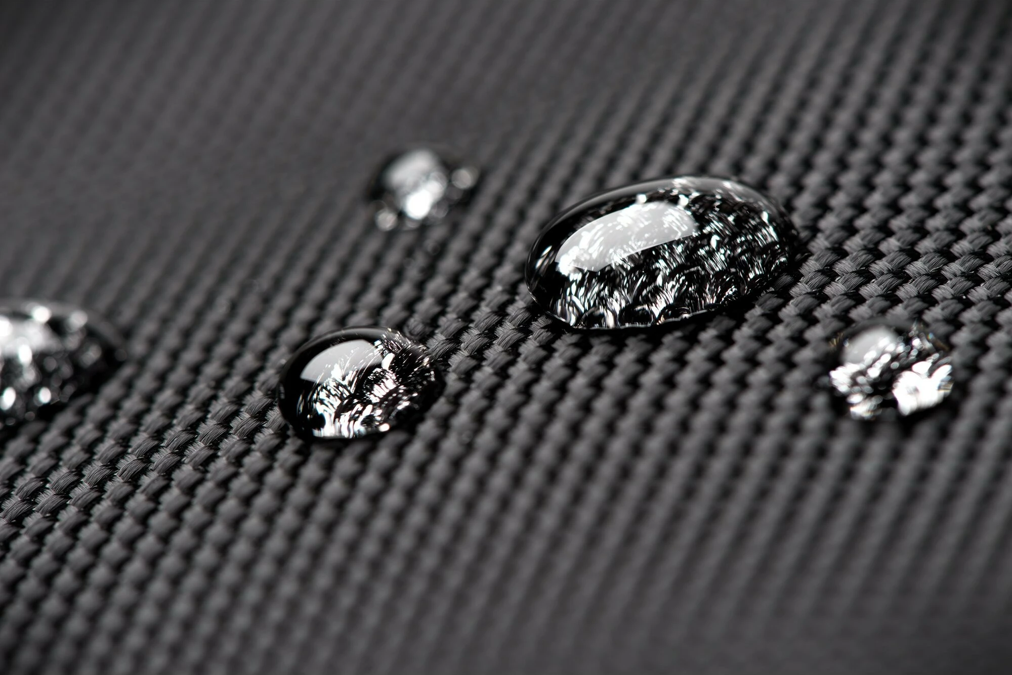 Çantë laptopi Kensington Contour 2.0, 15.6", e zezë