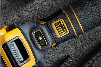 Brusilë këndore DEWALT 18V, akumulator, version bazik, verdhë/zezë