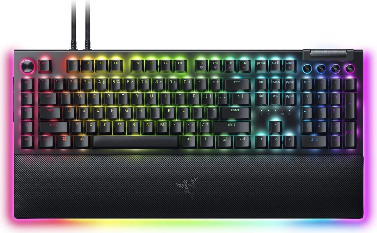 Tastierë Razer BlackWidow V4 Pro me ndërrues të verdhë, RGB
