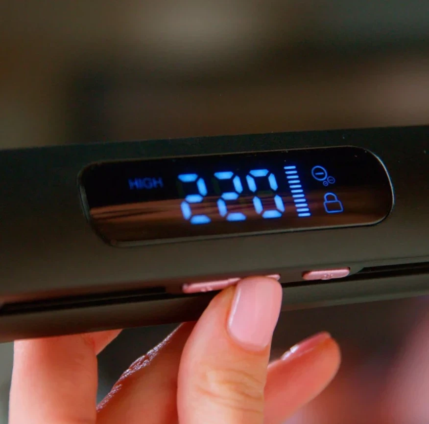 Hekur për drejtimin e flokëve Taurus Slimlook Ionic Pro, i zi