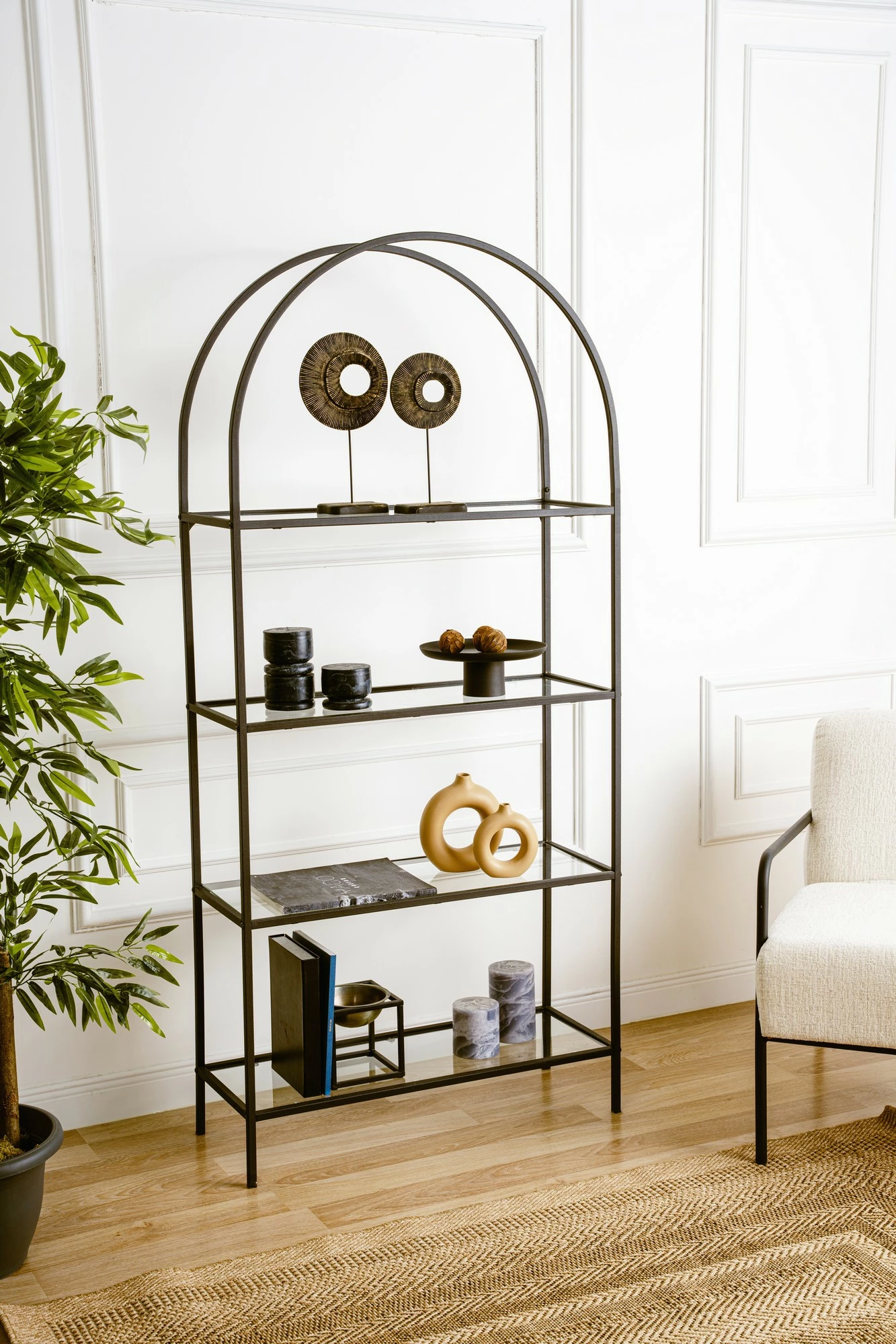 Raft librash Hanah Home, Mona, xham i zi