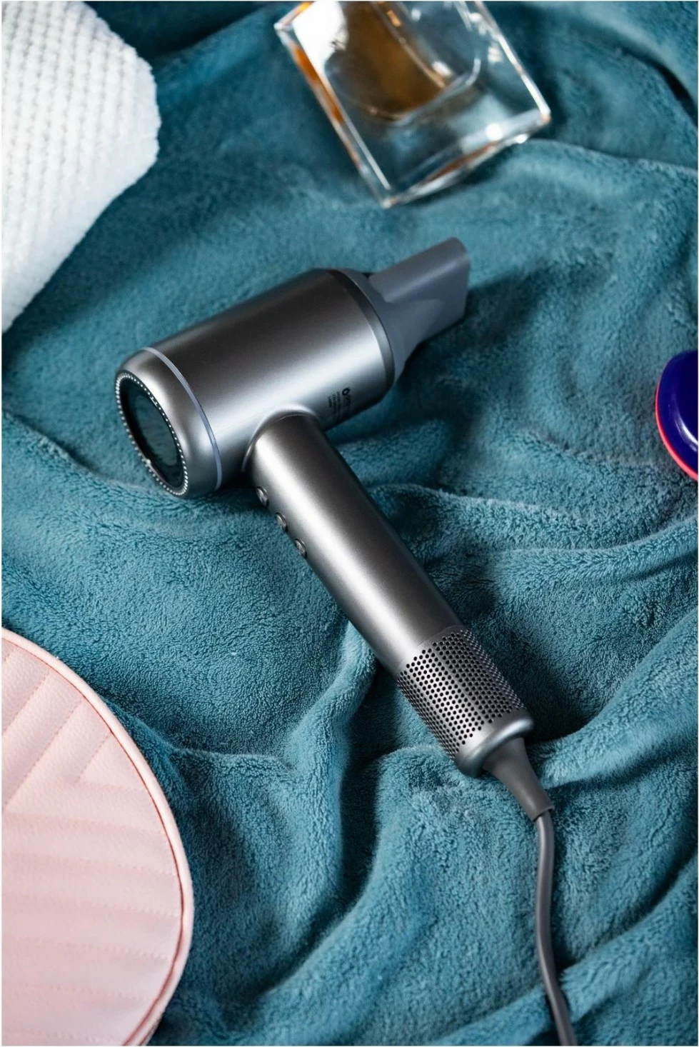 Tharëse flokësh Oromed Oro-F1 Sonic, 1600W, jonizim, ekran LCD, argjendtë