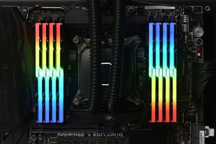RAM Memorje G.Skill Trident Z RGB F4-3600C18D-32GTZR 32GB (2x16GB) DDR4 3600MHz CL18, e zezë (set 2 module)