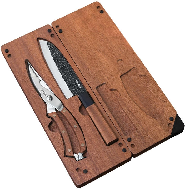 Set kuzhine për kamping Nextool NE20171 me dërrasë prerëse druri dhe thikë Santoku, kafe