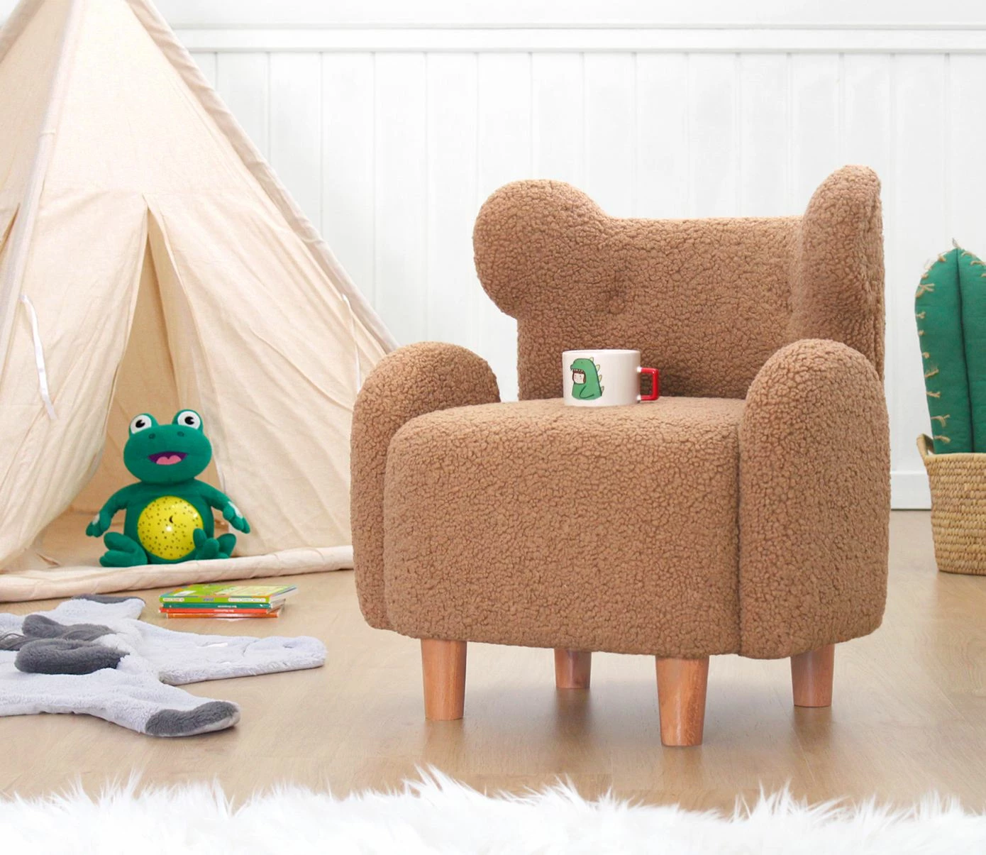 Karrige fëmijësh me krahë, Juano Teddy, ngjyrë kafe