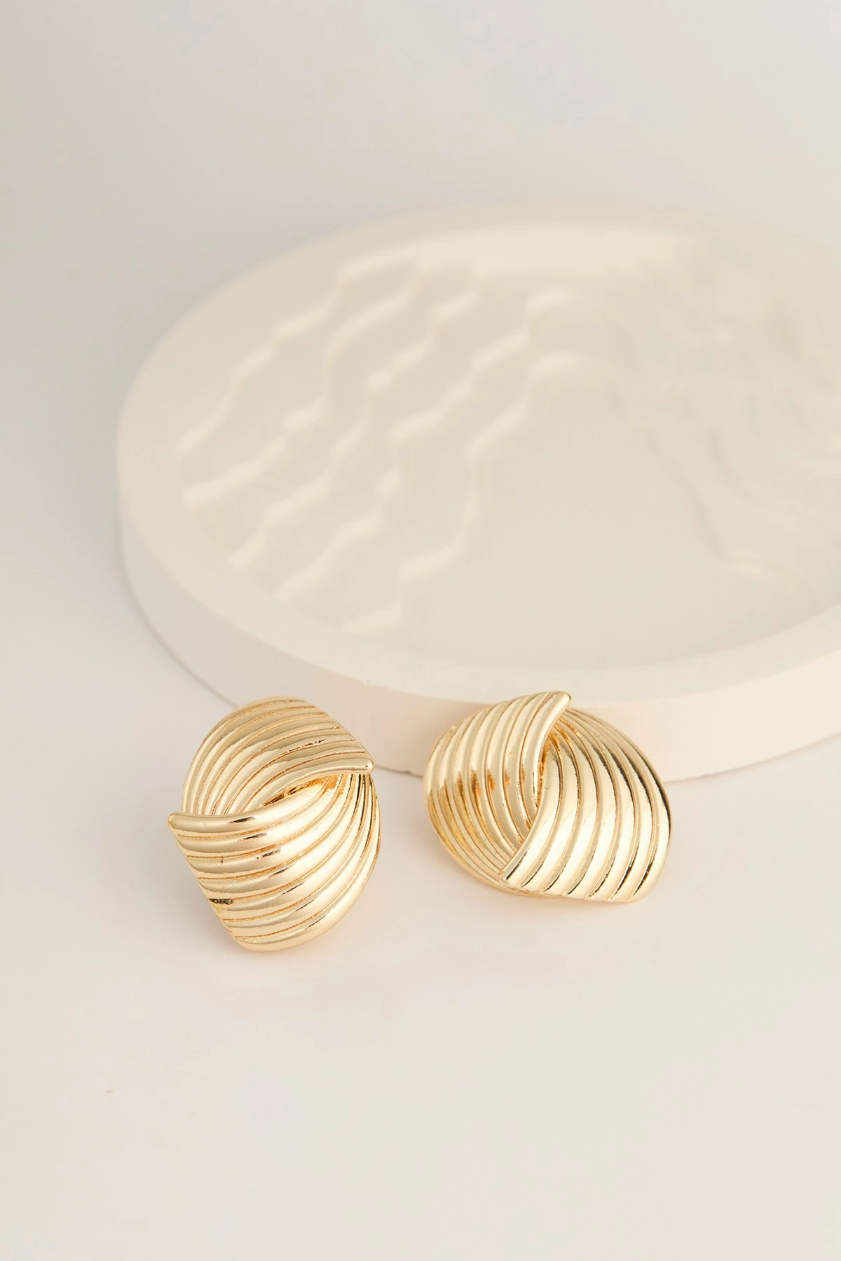 Vathë metalik ngjyrë ari Elika, ELKGC68384