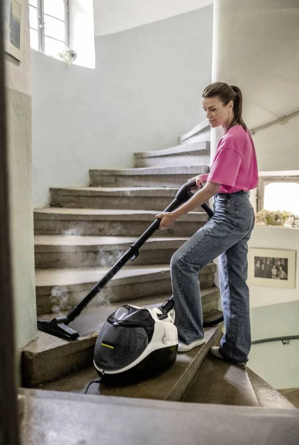 Fshesë me vakum dhe avull Karcher SV 7 