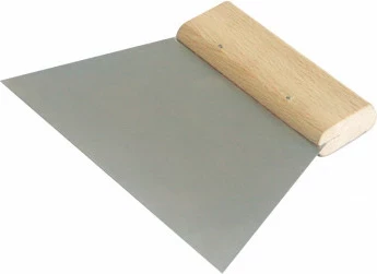 Spatulë metalike me dorezë druri PROFIX 61782, 250 mm