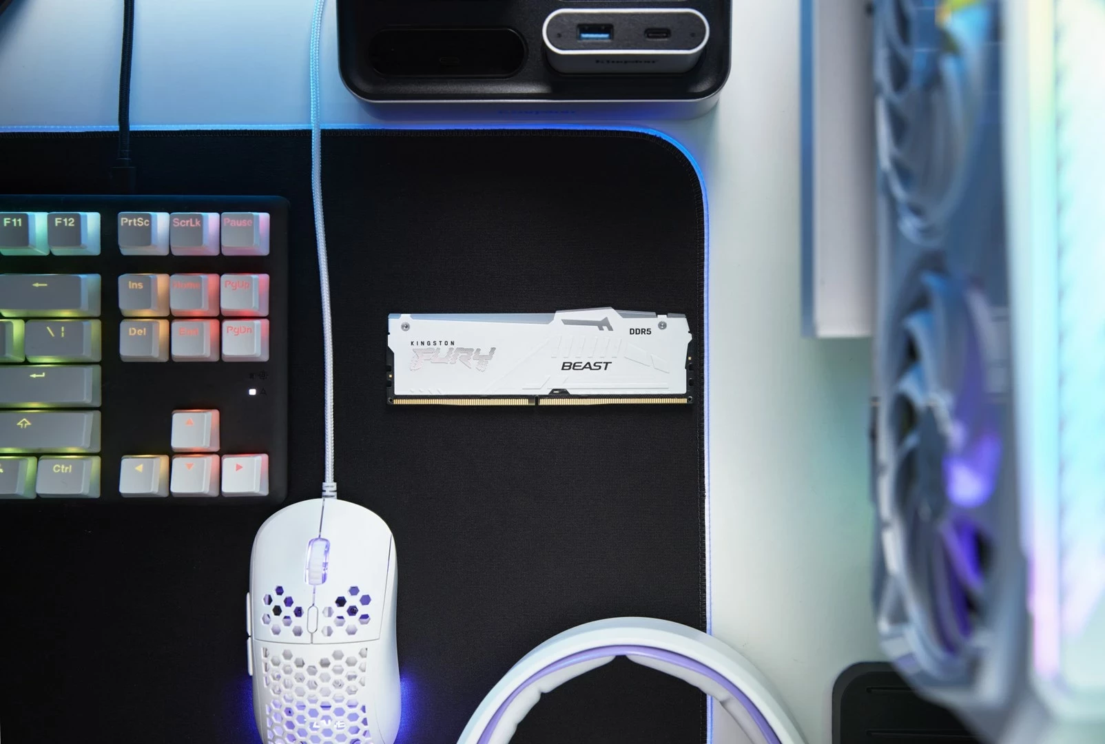 RAM Memorje Kingston FURY Beast 32GB 6000MT/s DDR5 CL36 RGB Bardhë