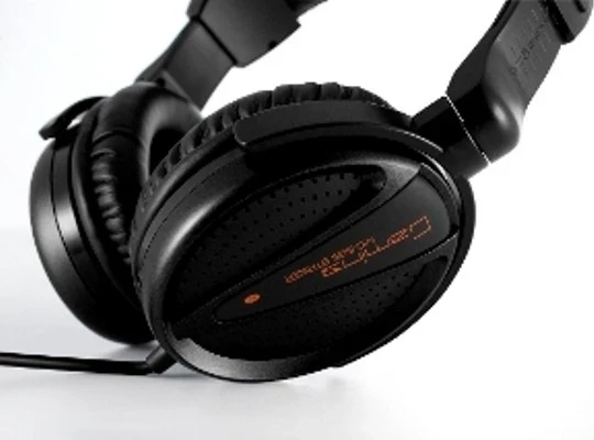 Kufje për lojëra Modecom MC-828 Striker, të zeza