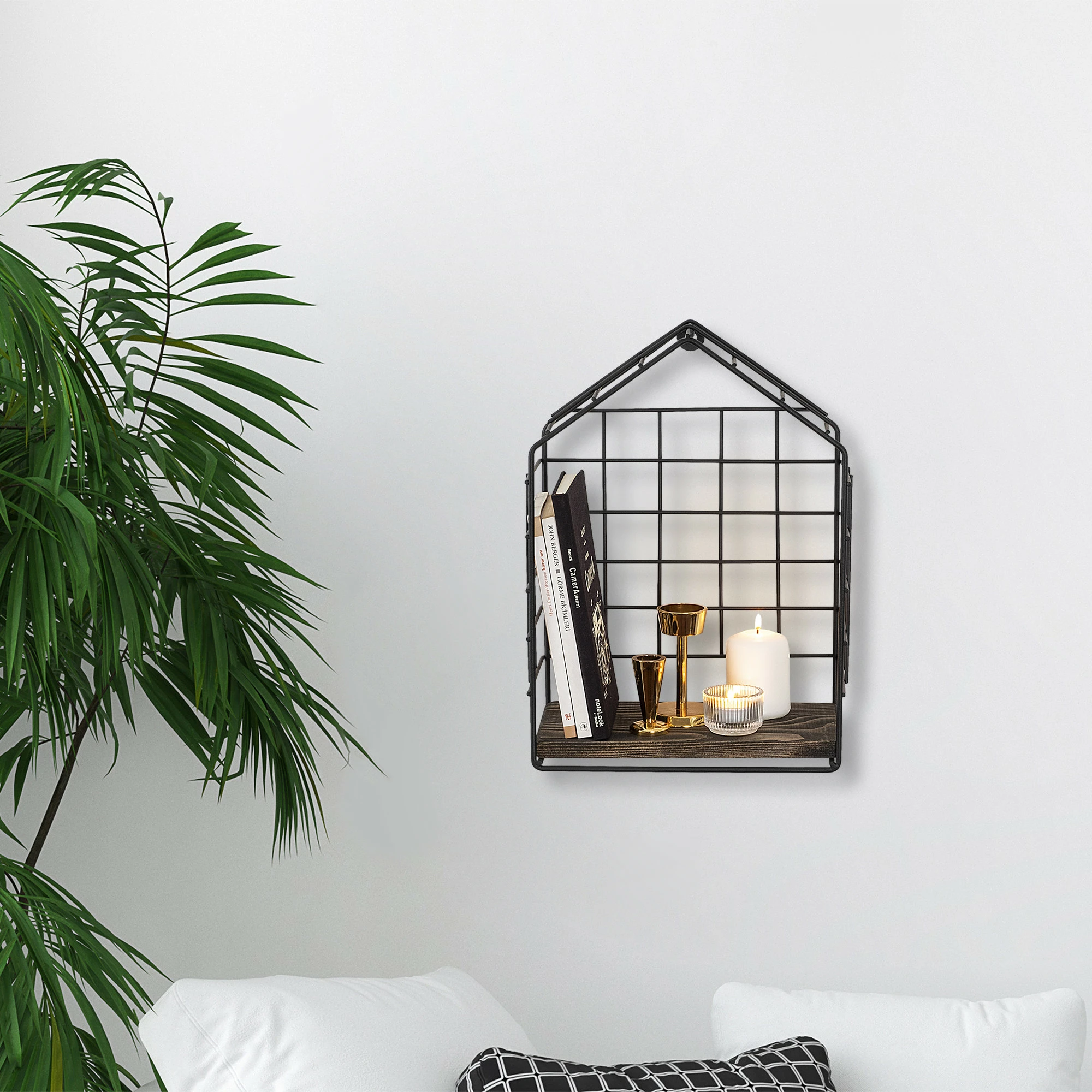 Raft muri Hanah Home, Ranunculus, ngjyrë e zezë dhe arre e errët