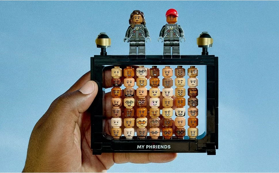 Set ndërtimi LEGO Icons 10391 Pharrell Williams Over the Moon, 966 pjesë, multikolor