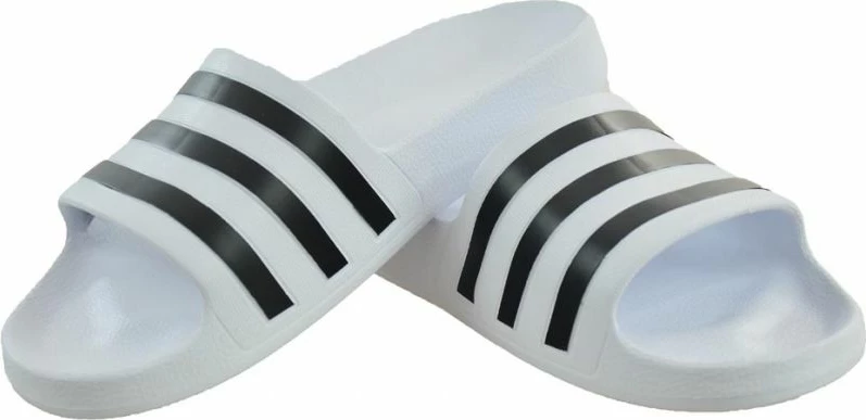 Atlete për meshkuj dhe femra adidas, të bardha