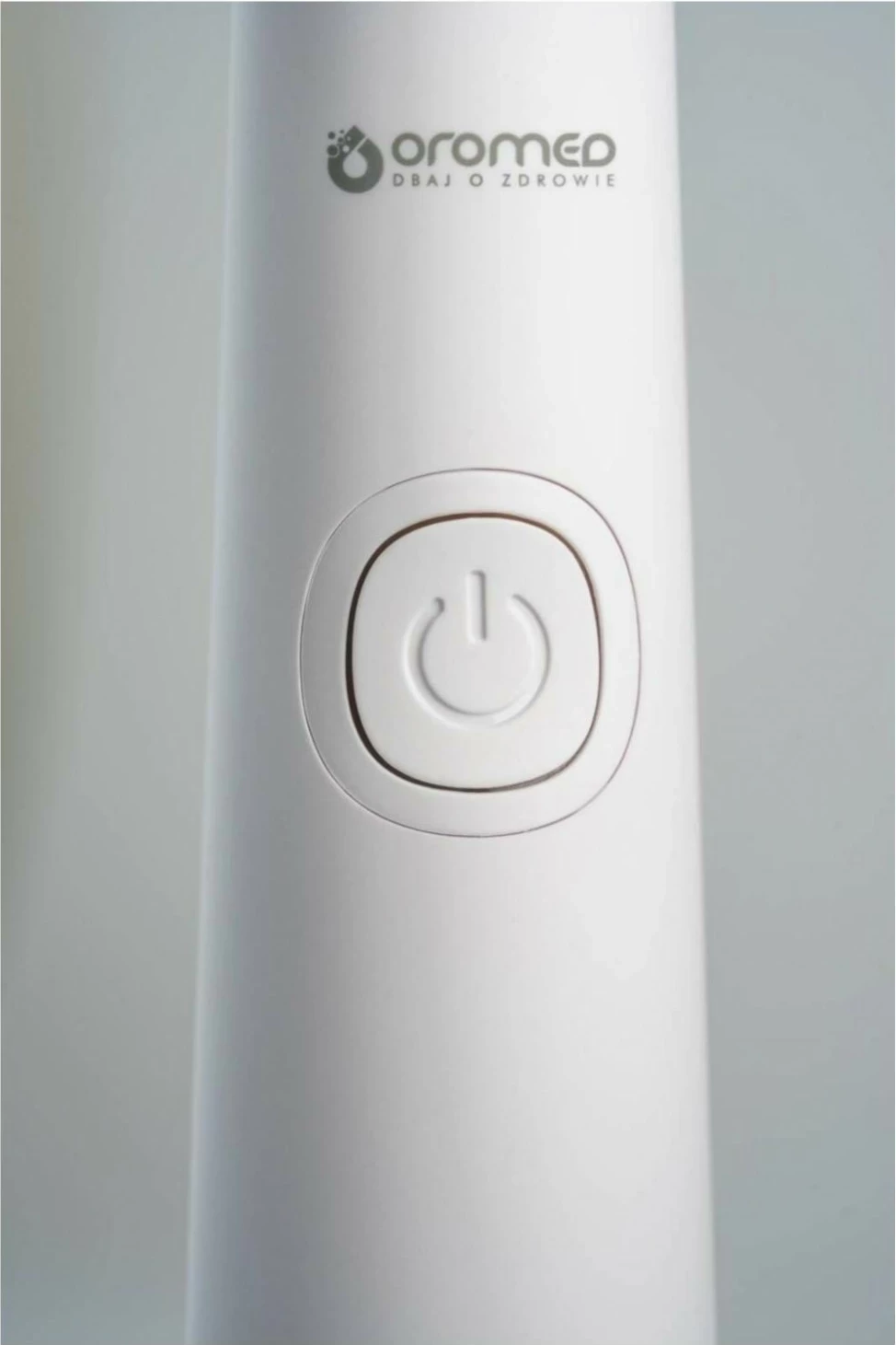 Furçë dhëmbësh sonike Oromed Gold-Sonic Professional, e bardhë