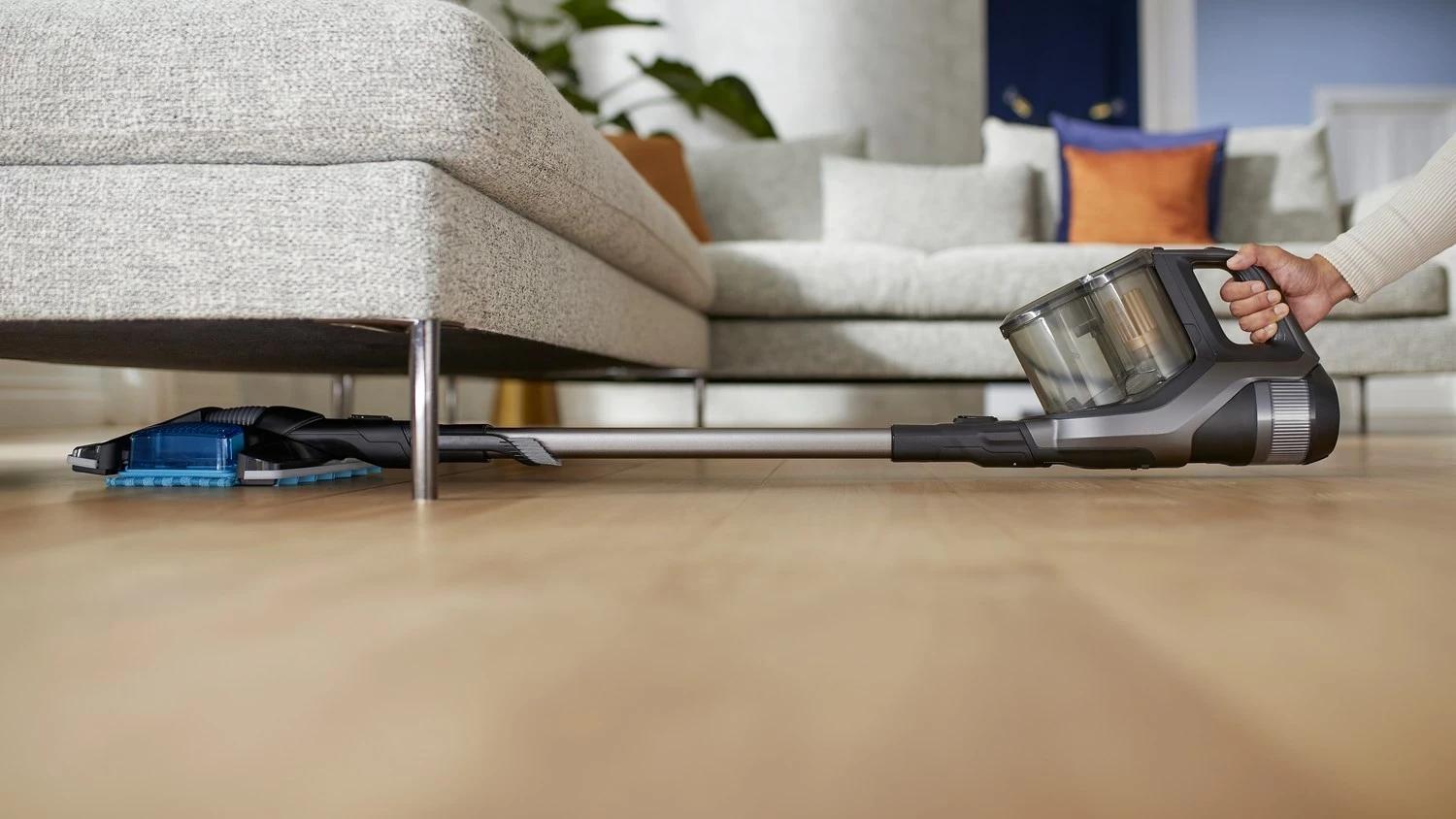 Fshesë pa kabëll Philips 8000 Series Aqua Plus XC8349/01, e zezë