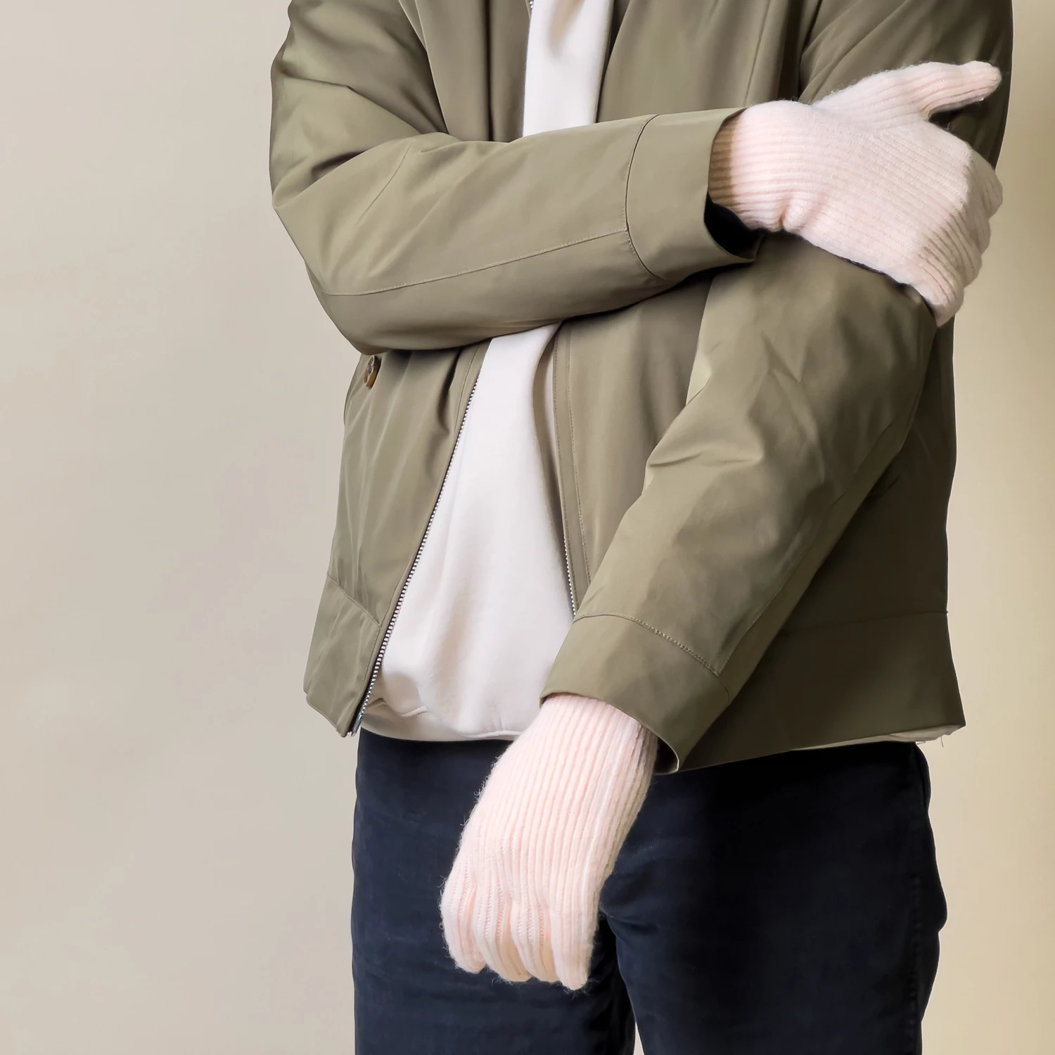 Doreza të endura Hurtel me prerje për gishta, rozë