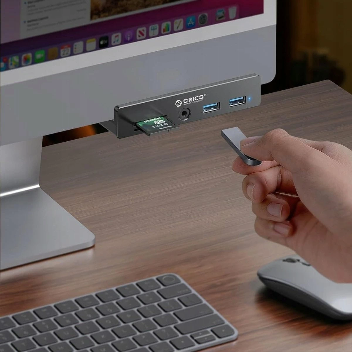 Hub USB-C Orico MH5PMM-10-BK-BP, 7-në-1 (2x USB-A 3.0, 2x USB-C, SD/microSD, audio 3.5mm), 5Gbps, i zi, set 1 copë