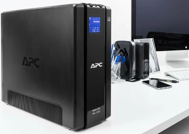 UPS APC Back-UPS Pro, Line-Interactive, 1.5 kVA, 865 W, Sine, 156 V, 300 V