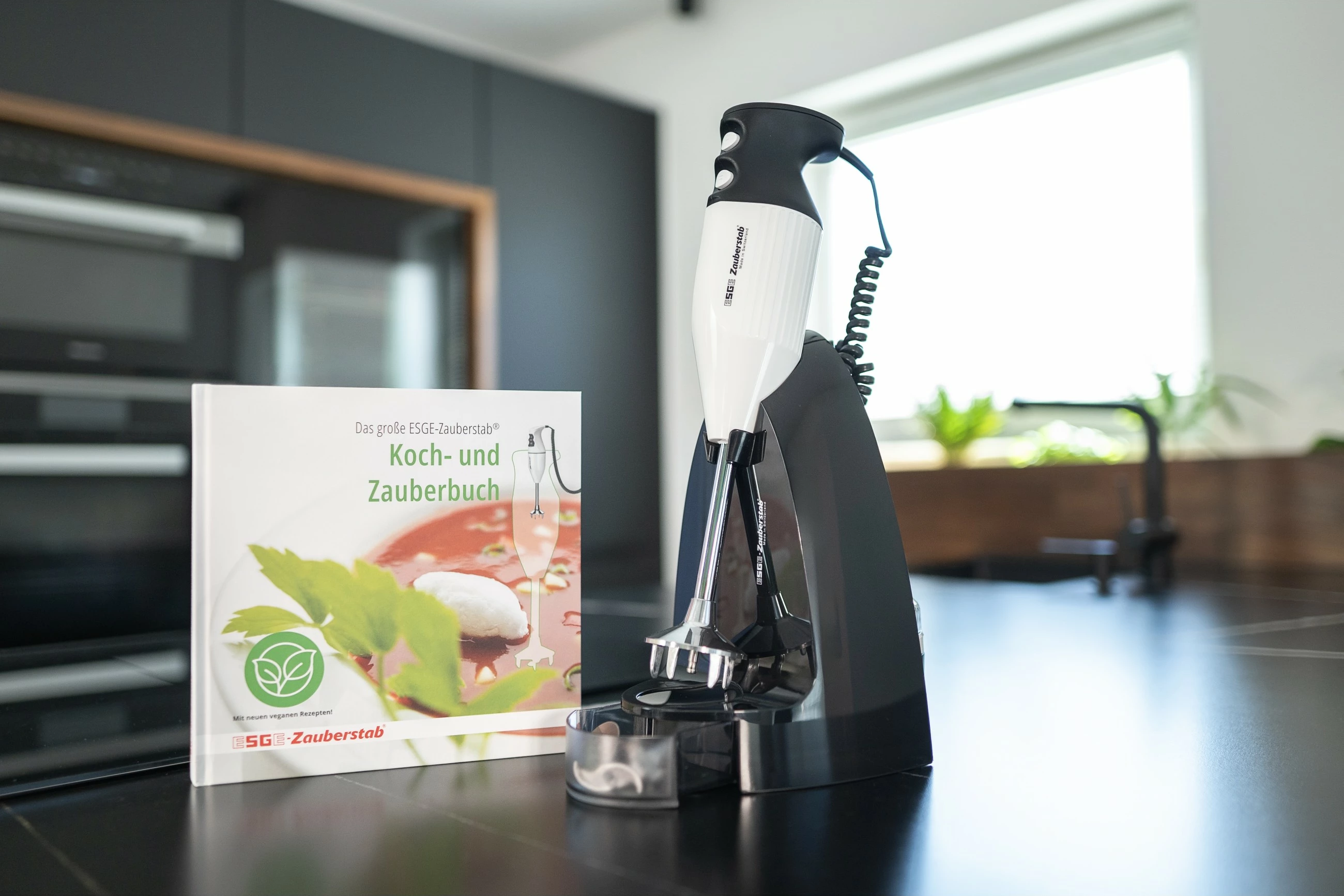 Blender ESGE Petticoat Edition UNOLD, 180 W, i zi, i bardhë