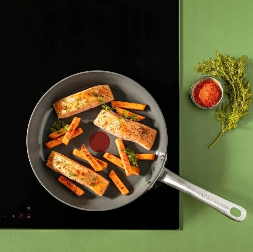 Tigan Tefal Renew+ C4240443, 24 cm, qeramik, argjend