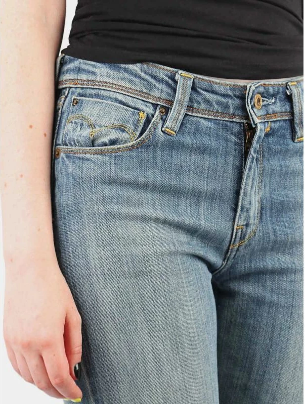 Xhinse femra Levi's