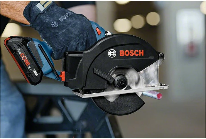 Sharrë rrethore metalike Bosch GKM 18V-50 Professional, 18V, pa kabllo