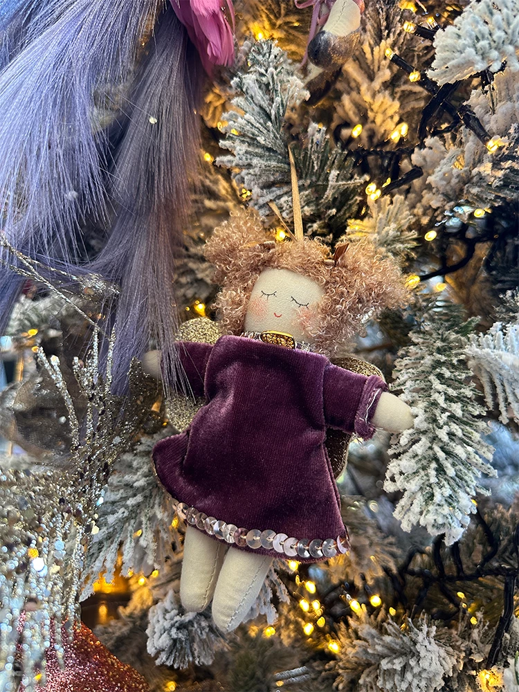 Dekor për Krishtlindje, vajzë Pixie, stof, rozë-bardhë, 11x25cm