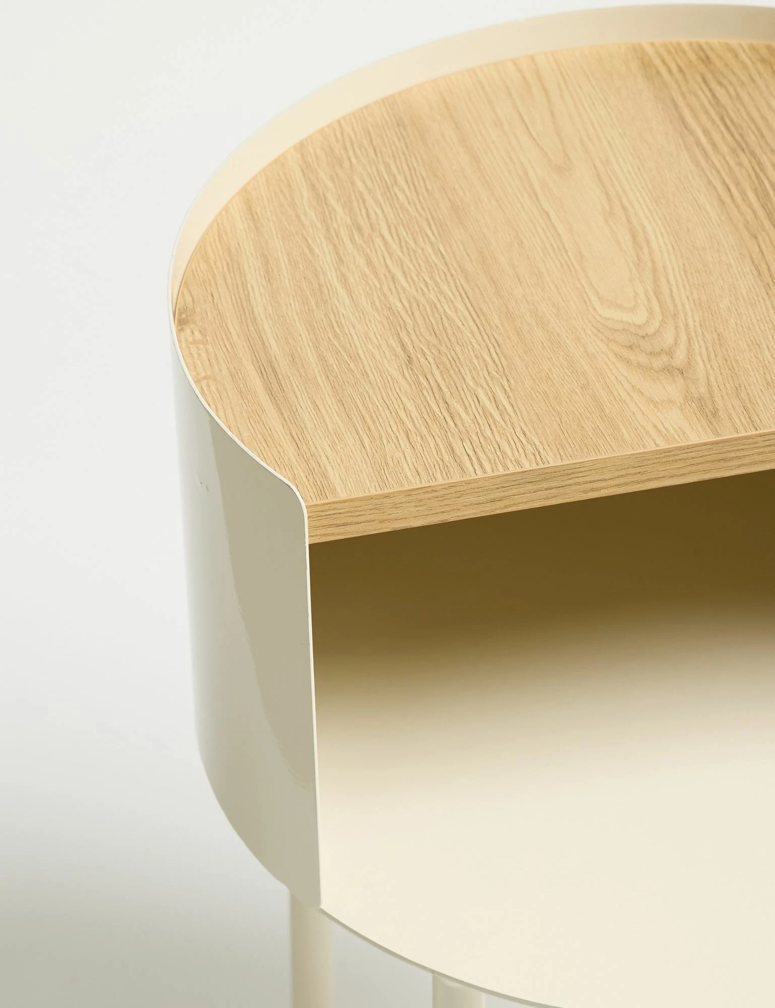 Tavolinë anësore Skye Decor, Espen, ngjyrë krem