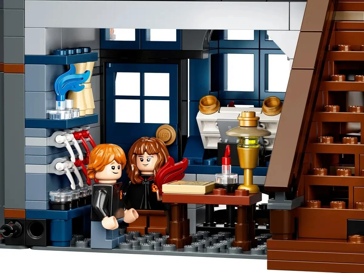 Set LEGO Harry Potter 75978 Diagon Alley, 5544 pjesë