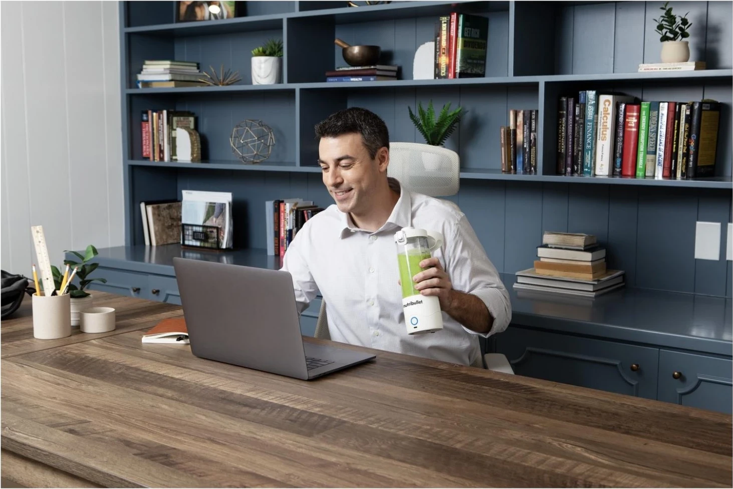 Blenderi portativ NutriBullet NBP003W, i bardhë