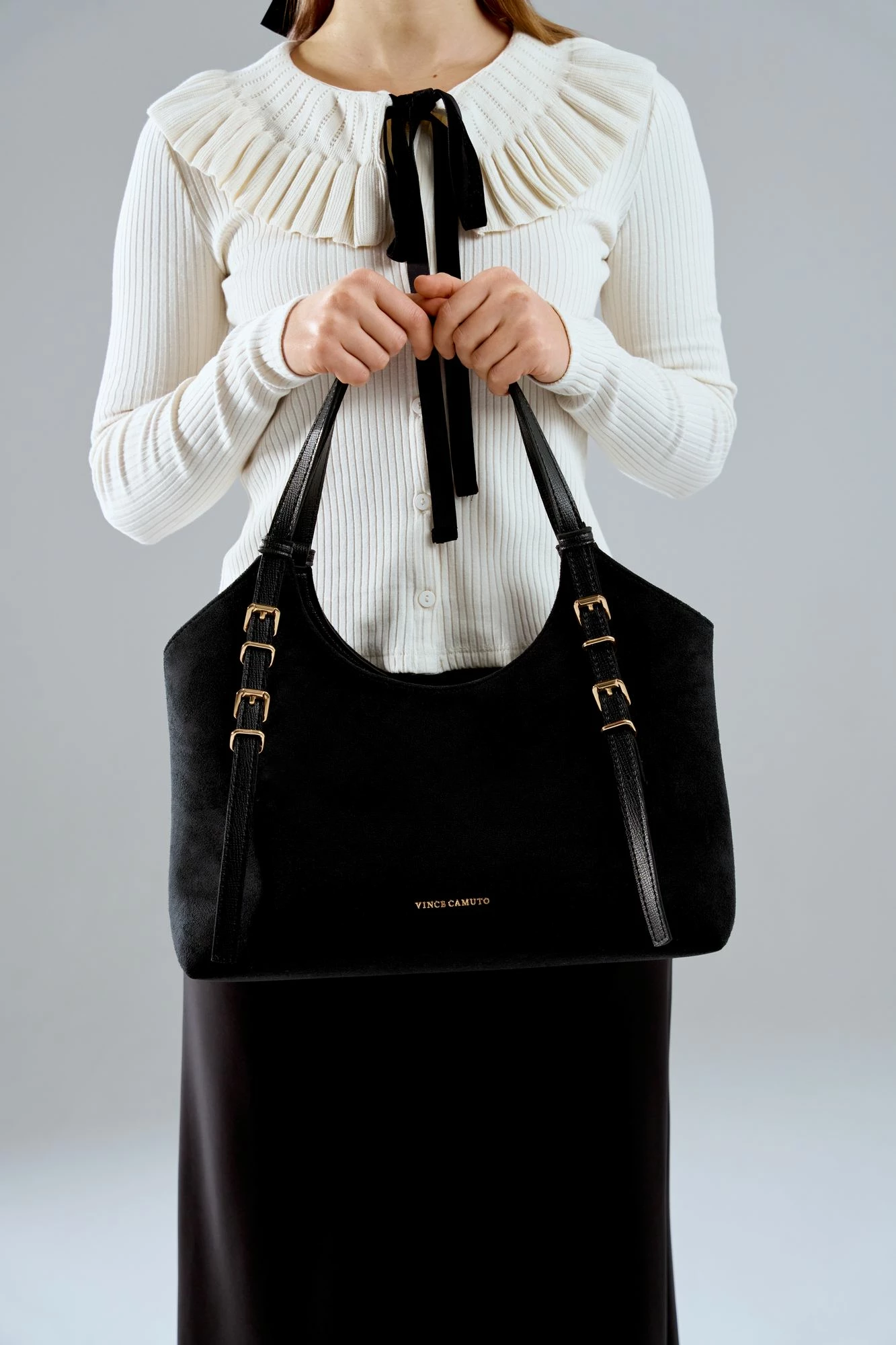 Çantë tote Vince Camuto, Cremona, lëkurë e zezë suede