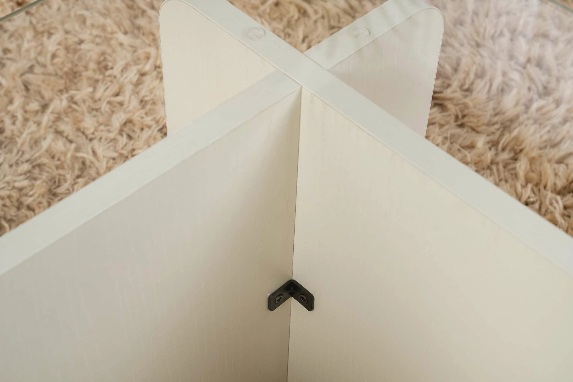 Tavolinë kafeje Nordure, Flavio, dru ngjyrë e bardhë