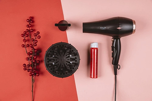 Tharëse flokësh, Adler AD 2244, 2000W, ION, 2 shpejtësi, 3 temperatura, funksion ajër i ftohtë, motor AC, difuzor dhe koncentrator, kabllo 3m, e zezë