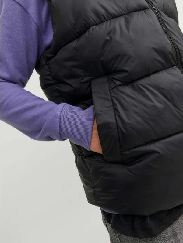 Jelek për meshkuj Jack & Jones, model Jjetoby, i zi