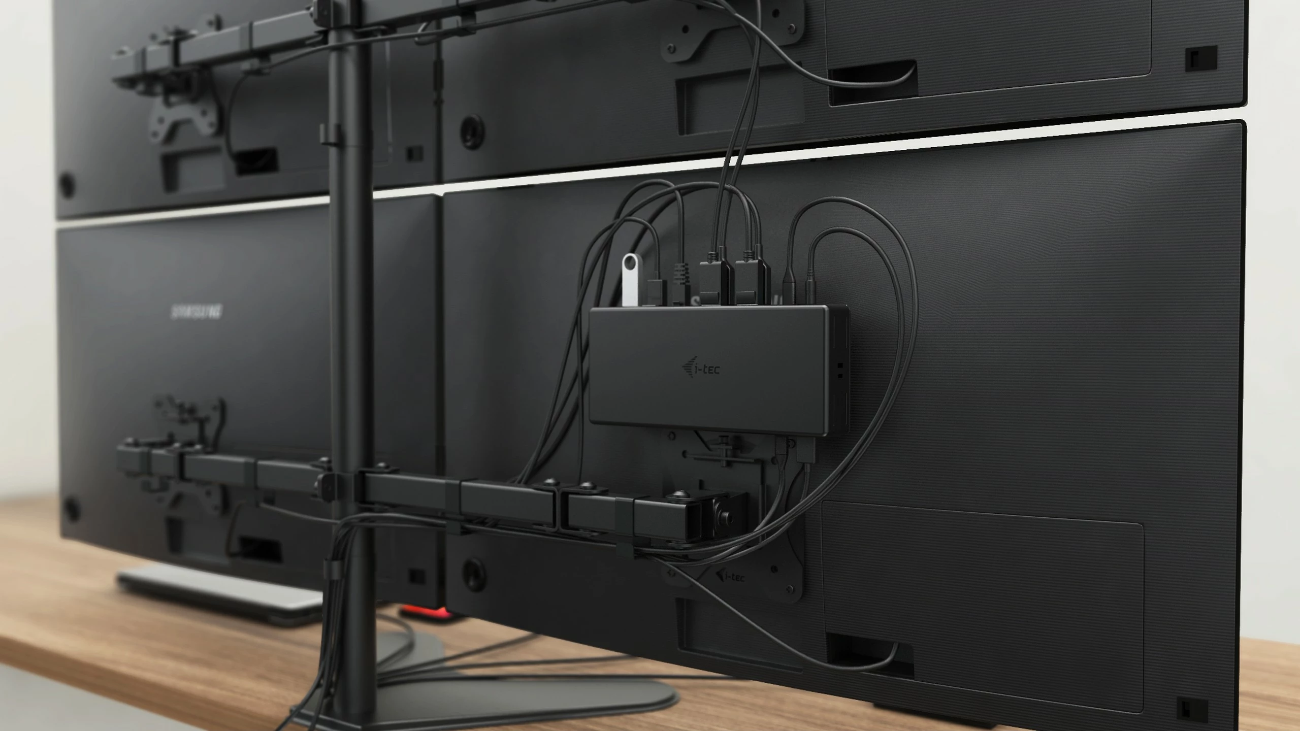 Docking station I-Tec USB-C Quattro Display, 85W, 4 porta monitori, LAN, i zi