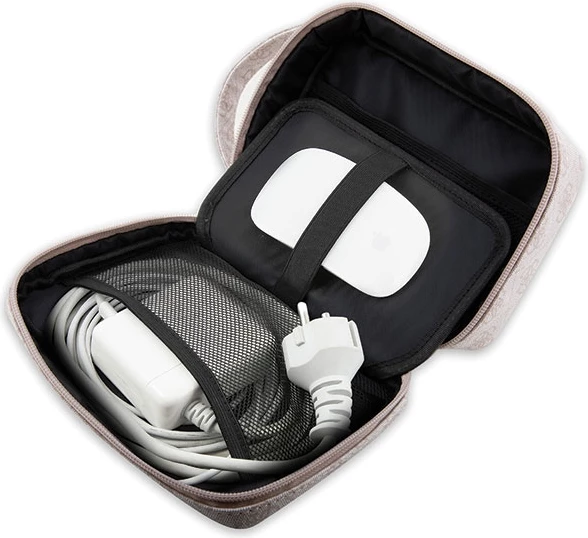 Çantë organizer Guess 4G Printed Stripes, rozë, me port USB