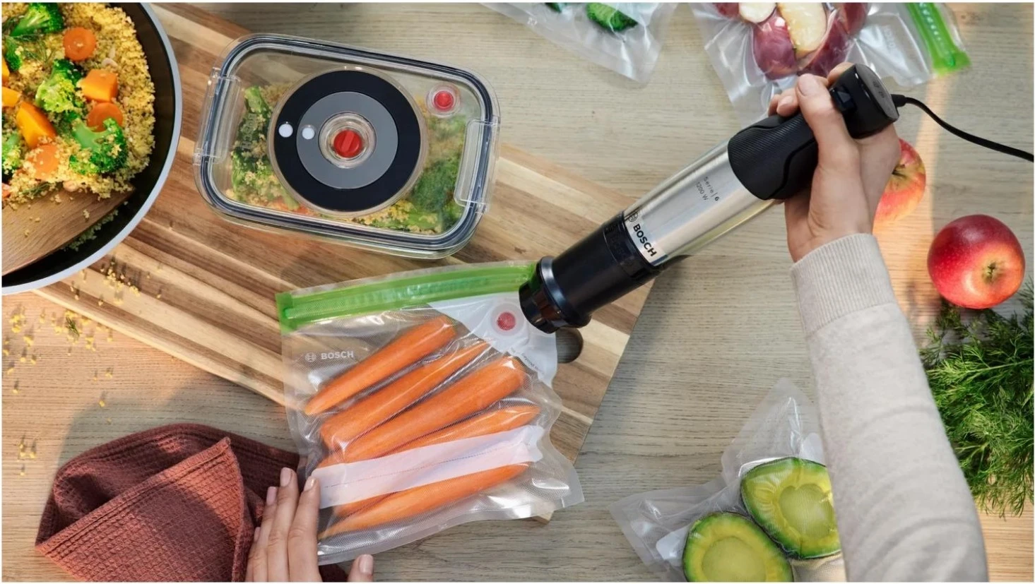 Blender dore Bosch ErgoMaster MSM6M820, 1200W, zi-argjendtë