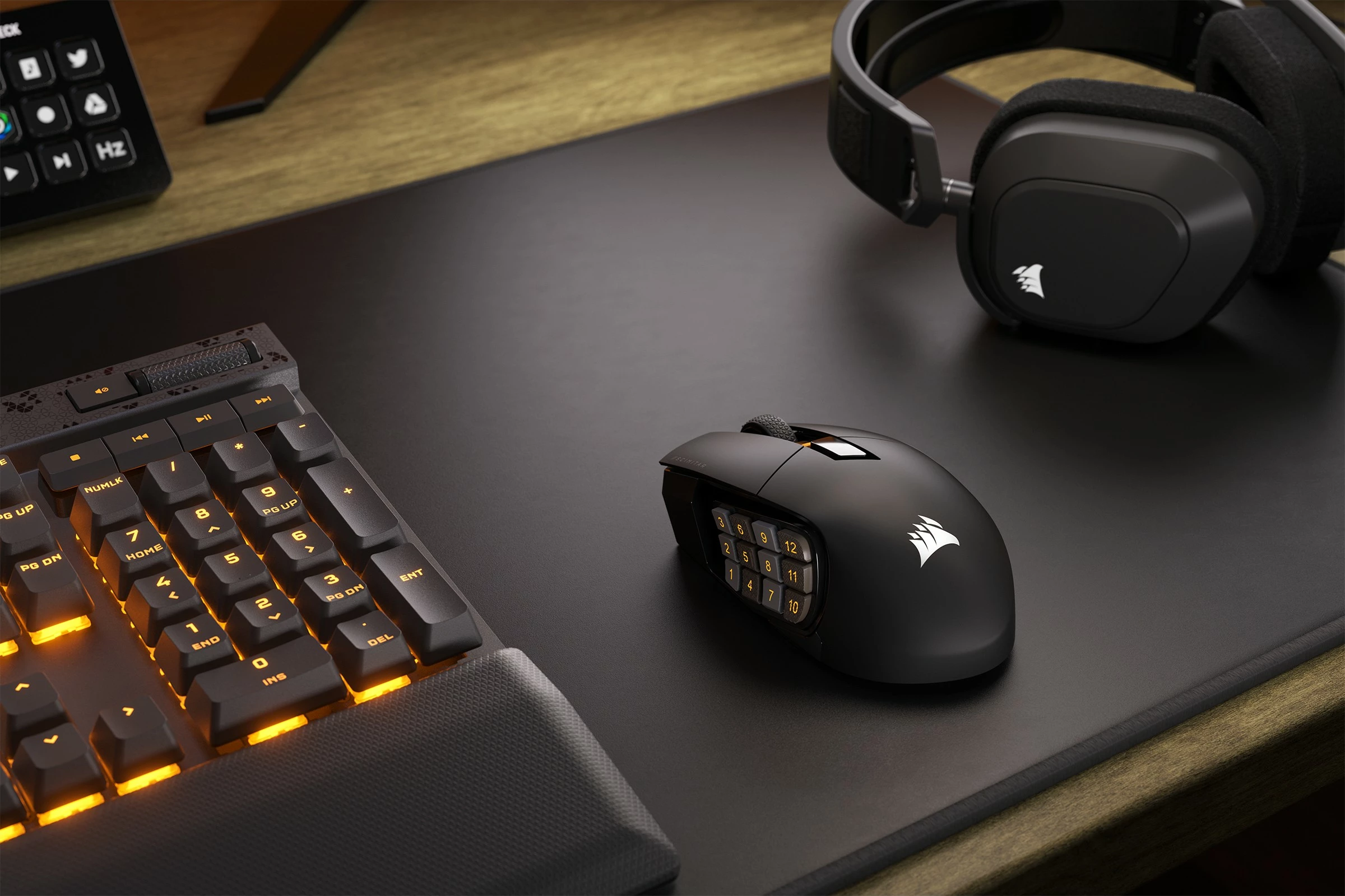 Maus gaming Corsair SCIMITAR ELITE WL-BLK-RGB, 26000 DPI, 16 butona, RGB, i zi