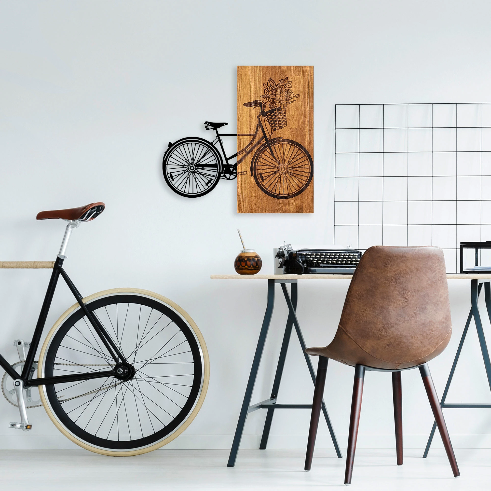 Aksesor dekorativ muri prej druri, Wallity, biçikletë historike me lule, ngjyrë arre dhe e zezë, M - 377, 58x60cm