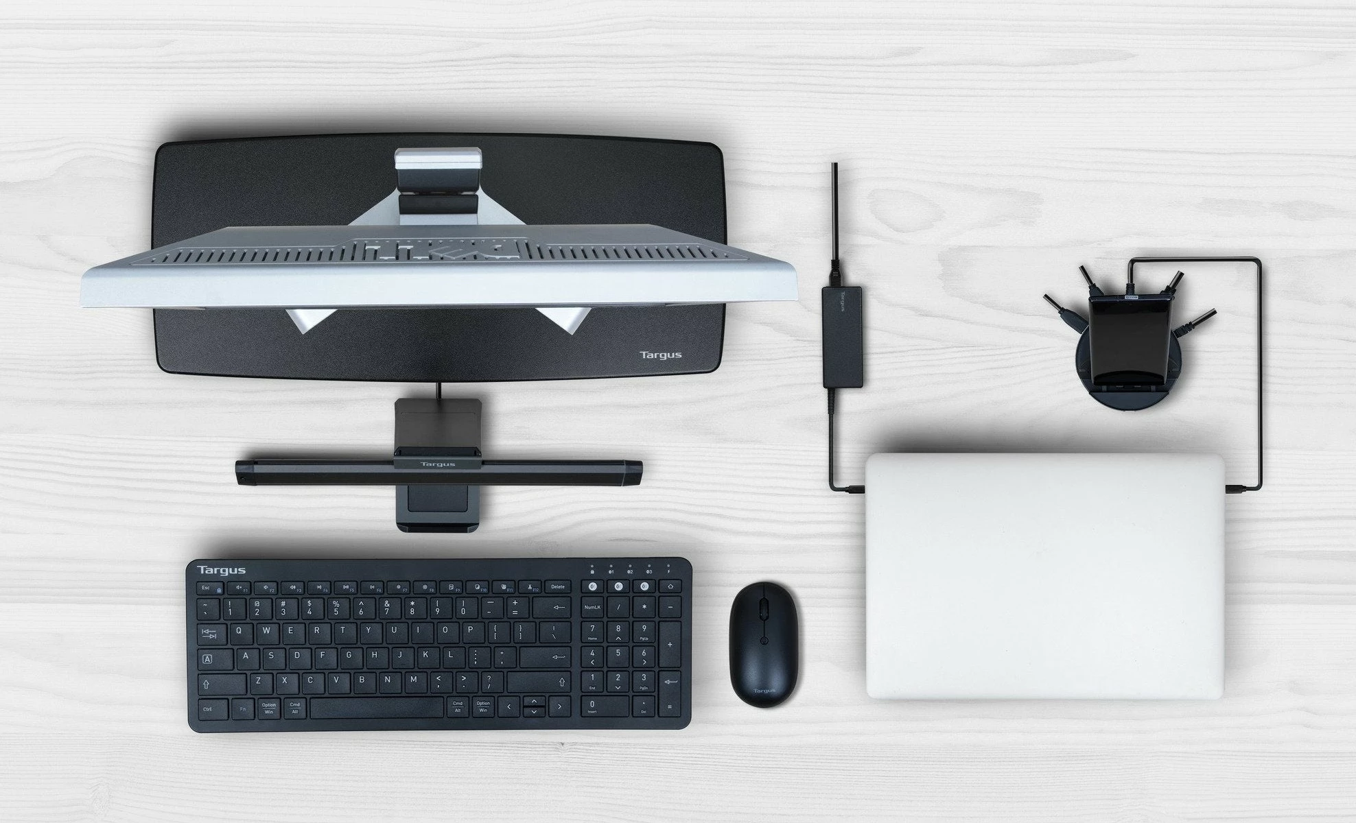 Karikues USB-C Targus 100W, 1.5m, i zi