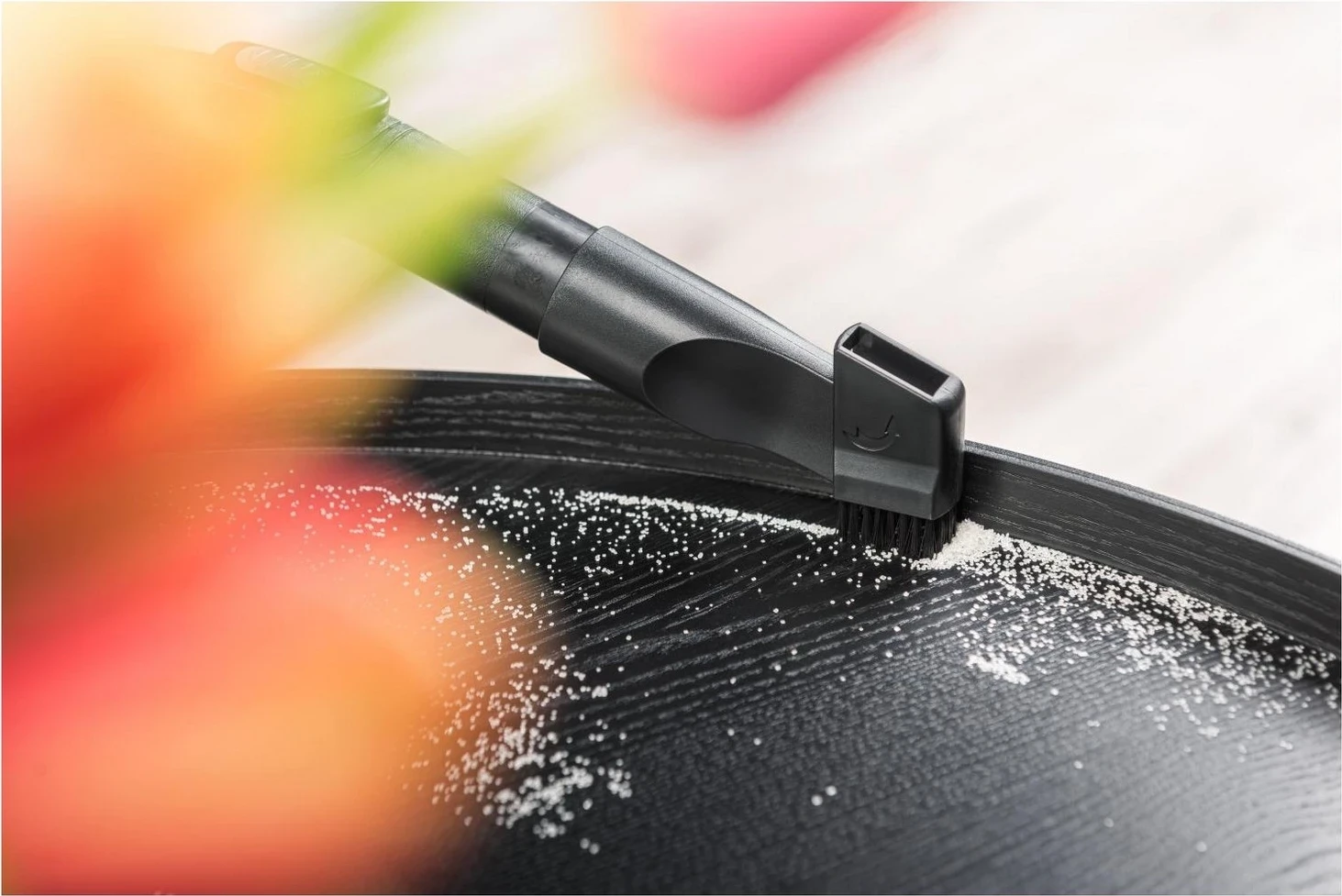 Pastrues vakumi ETA, për shtëpi, zi dhe turkuaz