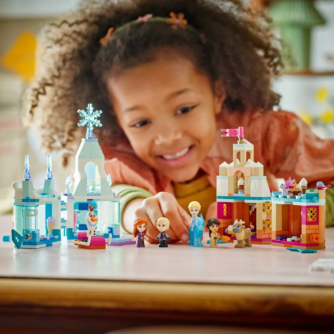 Set lodrash LEGO Disney 43278 Mini Arendelle Castle & Elsa's Ice Palace, 306 pjesë