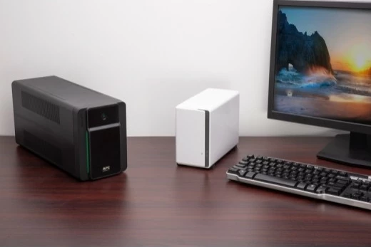 Kasë UPS APC BVX1600LI-GR Easy UPS, 1600VA, 230V, 4 Schuko, E zezë