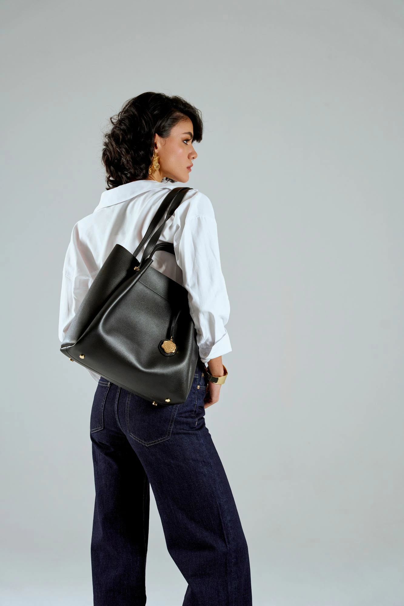 Çantë tote Vince Camuto, Sicilia, e zezë