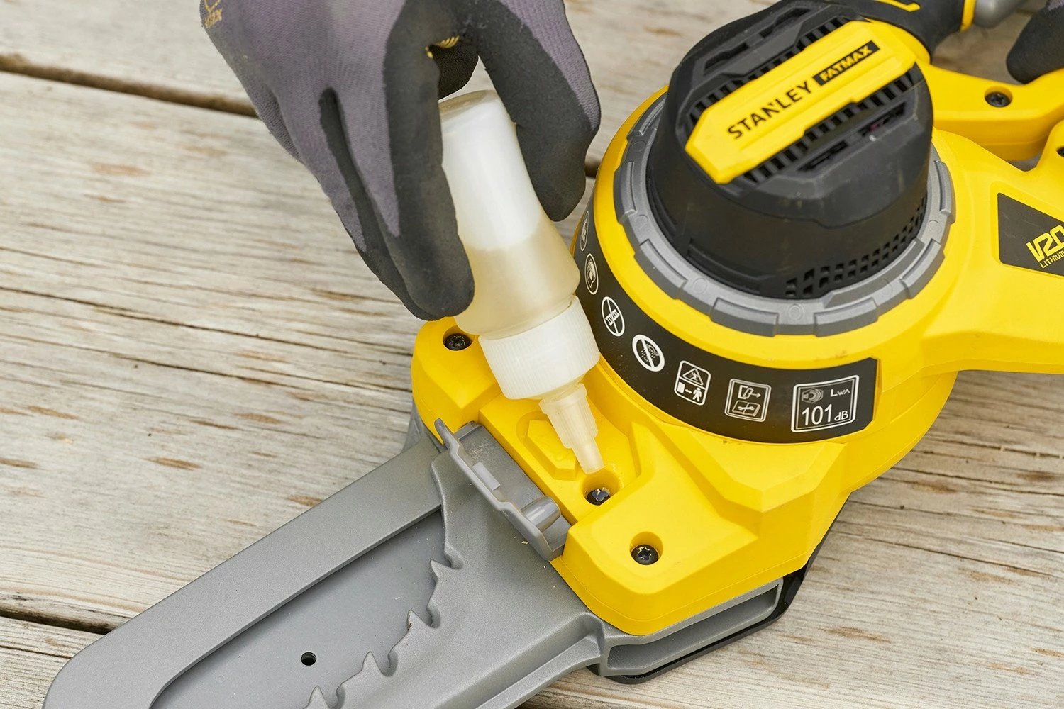 Sharrë krasitëse me zinxhir Stanley Fatmax SFMCPS515M1-QW, 18V 4Ah, shinë 15 cm, Li-Ion, me bateri dhe karikues, e verdhë/zezë
