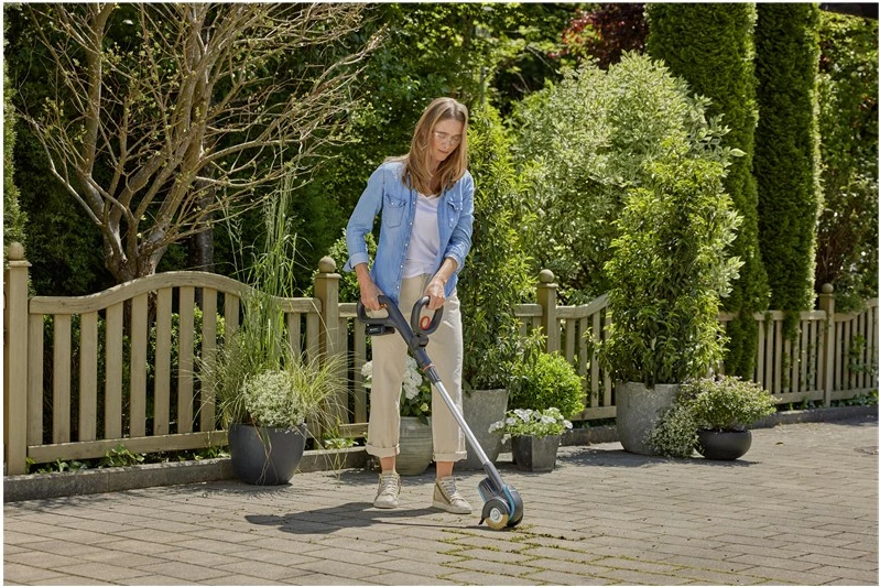 Furçë elektrike GARDENA 14820-55, me bateri, 97.1 cm, e gjelbër/gri