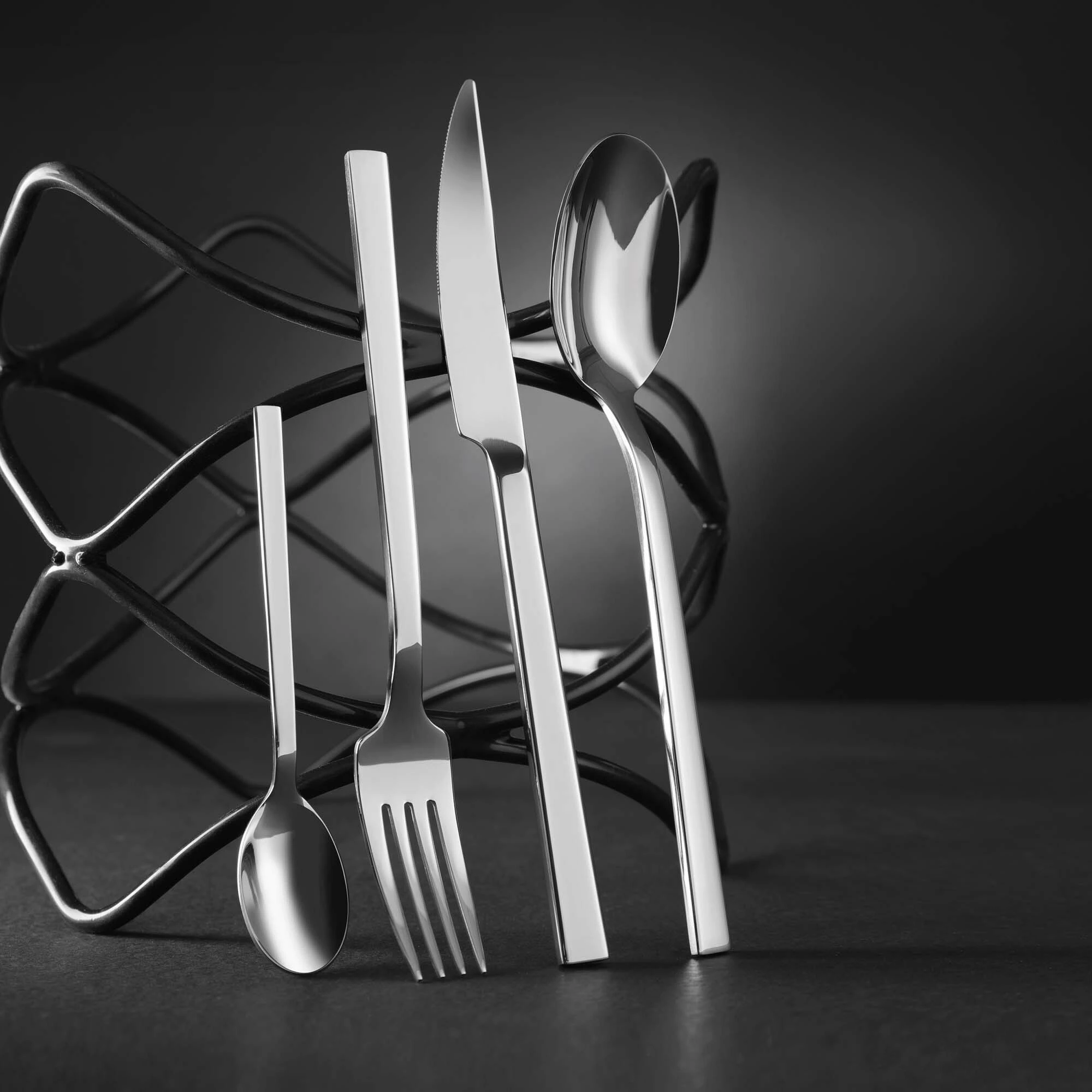 Pirun ëmbëlsire OVE Lugano 184 mm inox 18/10, argjend, set 12 copë