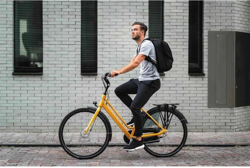 Çantë shpine për femra Yakimasport, e zezë