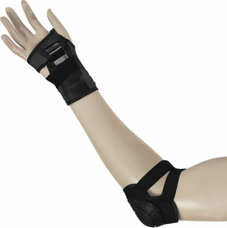 Mbrojtëse Nils Extreme, të zeza